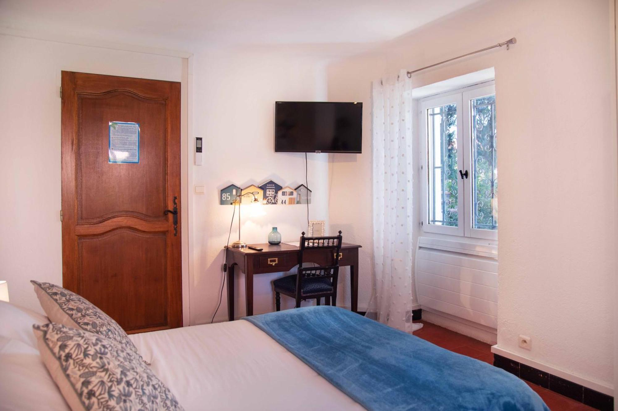 Villa Bleue - Les Pins Порт Вендрес Екстериор снимка